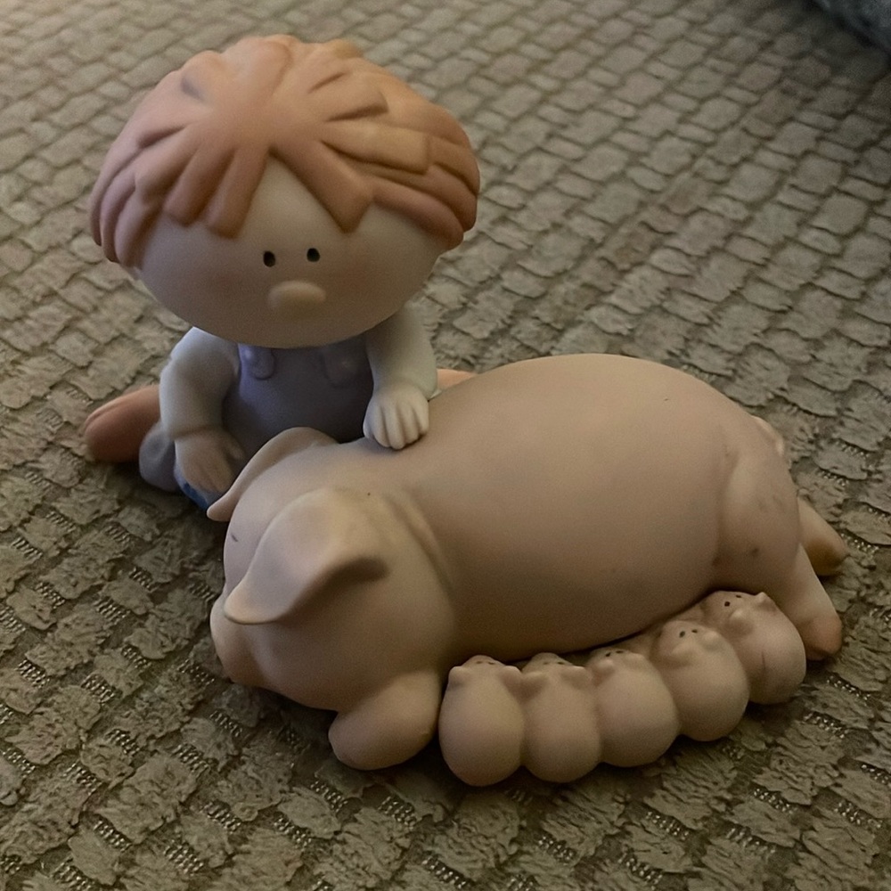 Fabrizio Vintage Bumpkins Boy with Nursing Mother Pig Figurine